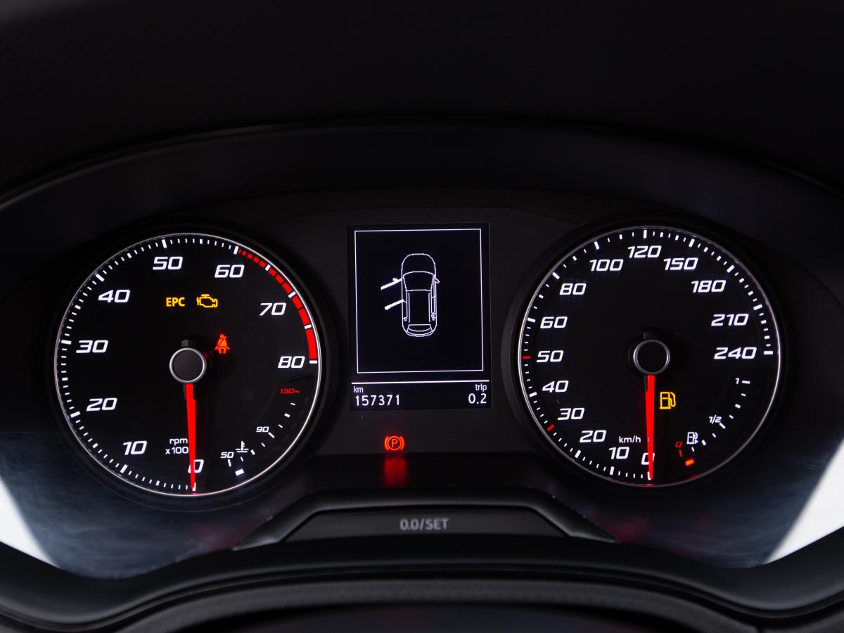 seat-arona-2023-gasolina-999cc