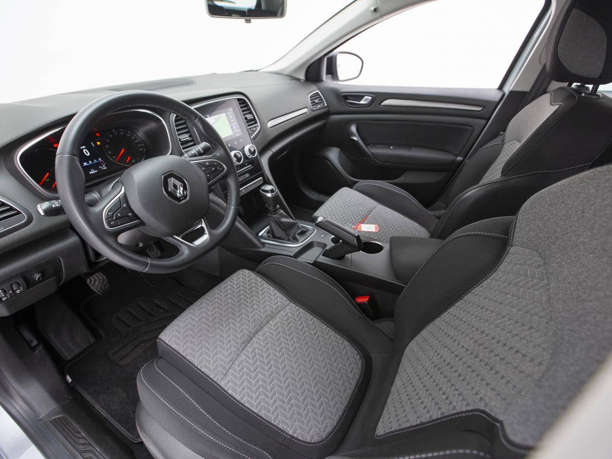 renault-megane-sport-tourer-2021-diesel-1461cc