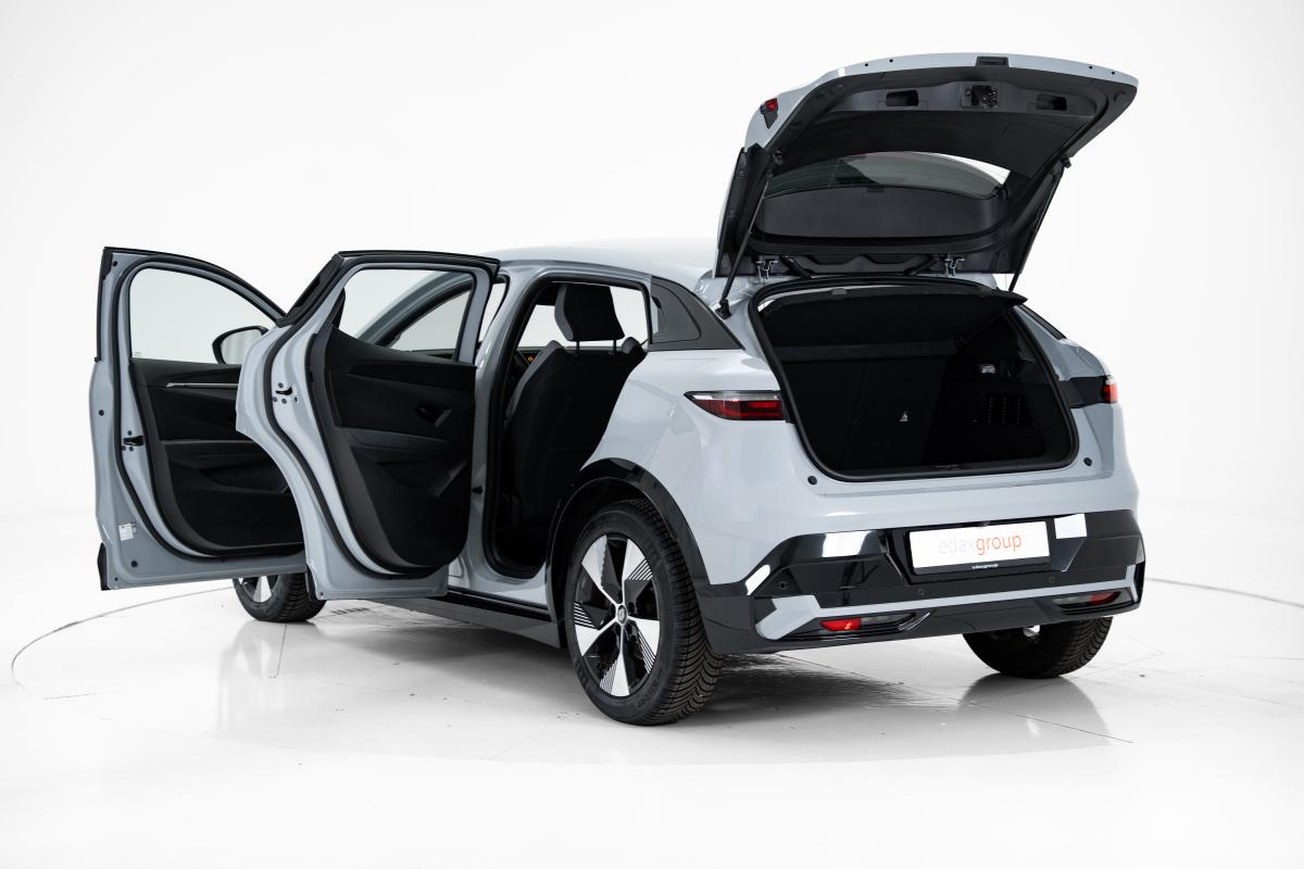 renault-megane-e-tech-2023-eletrico-0cc