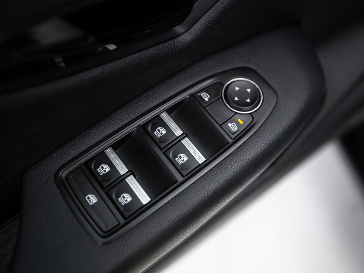 renault-megane-e-tech-2023-eletrico-0cc