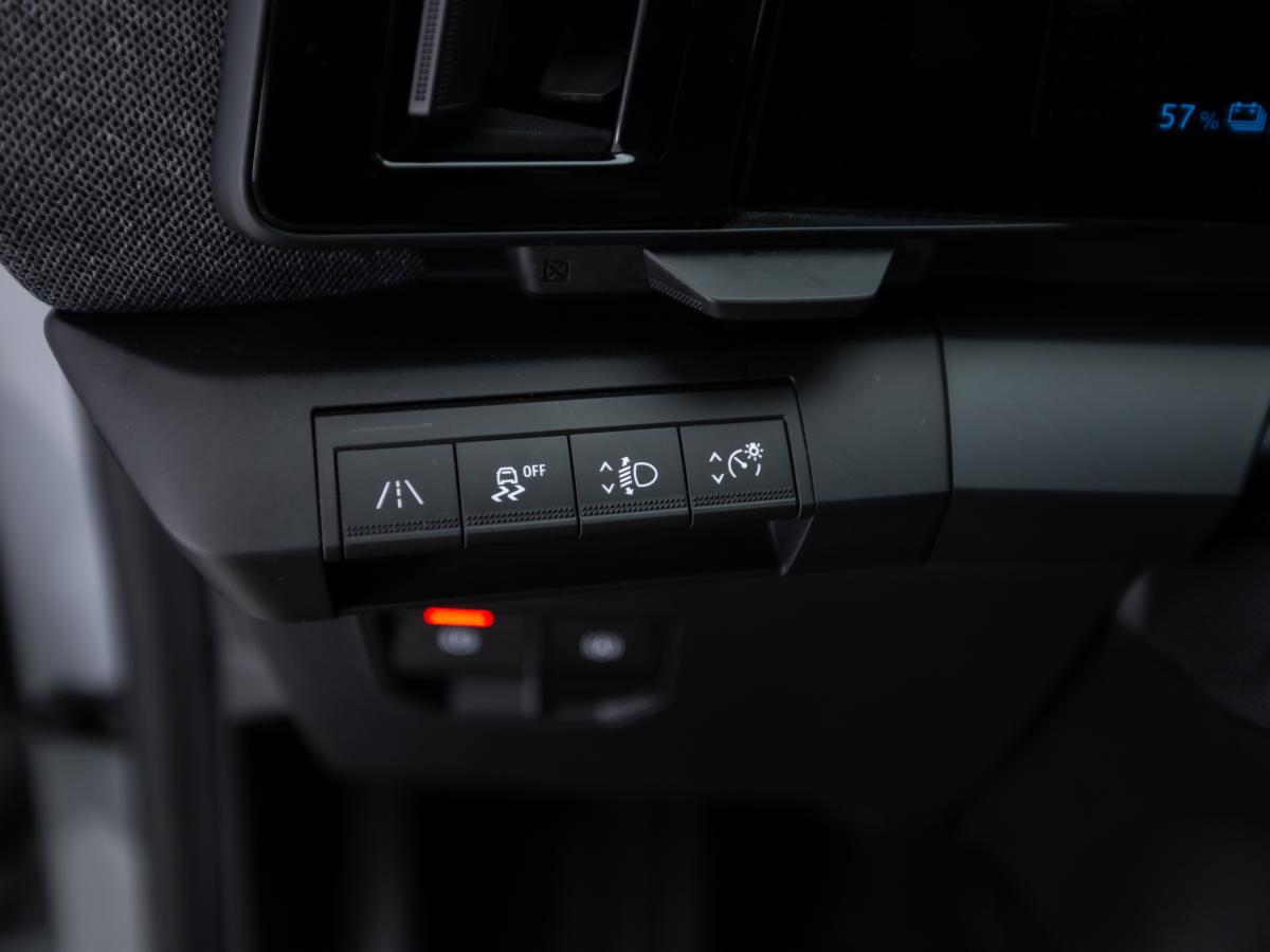 renault-megane-e-tech-2023-eletrico-0cc