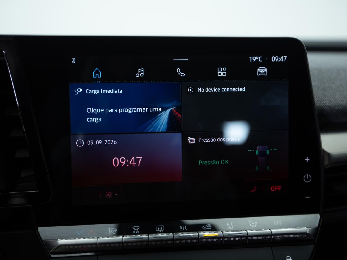 renault-megane-e-tech-2023-eletrico-0cc