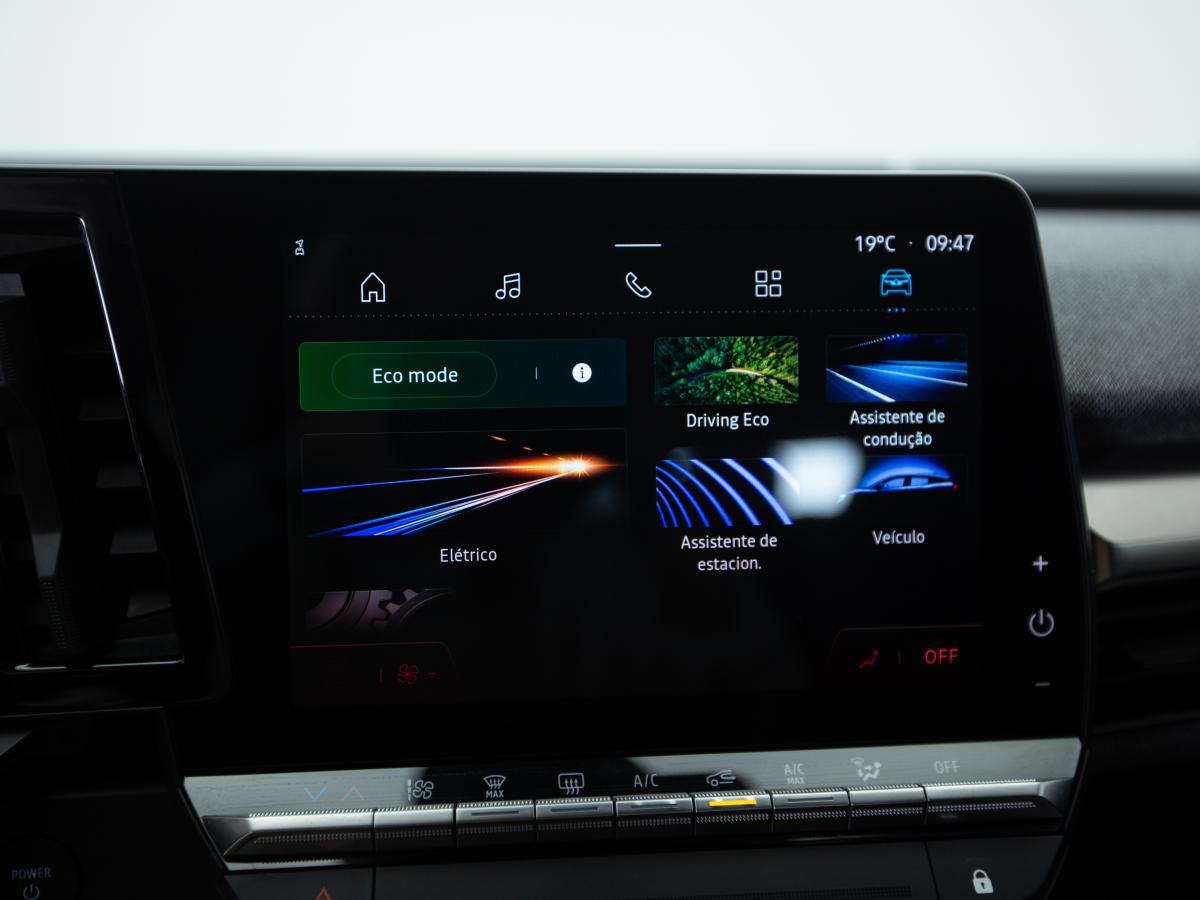 renault-megane-e-tech-2023-eletrico-0cc