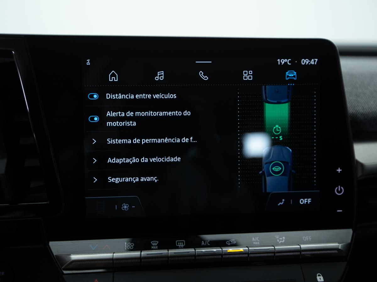 renault-megane-e-tech-2023-eletrico-0cc