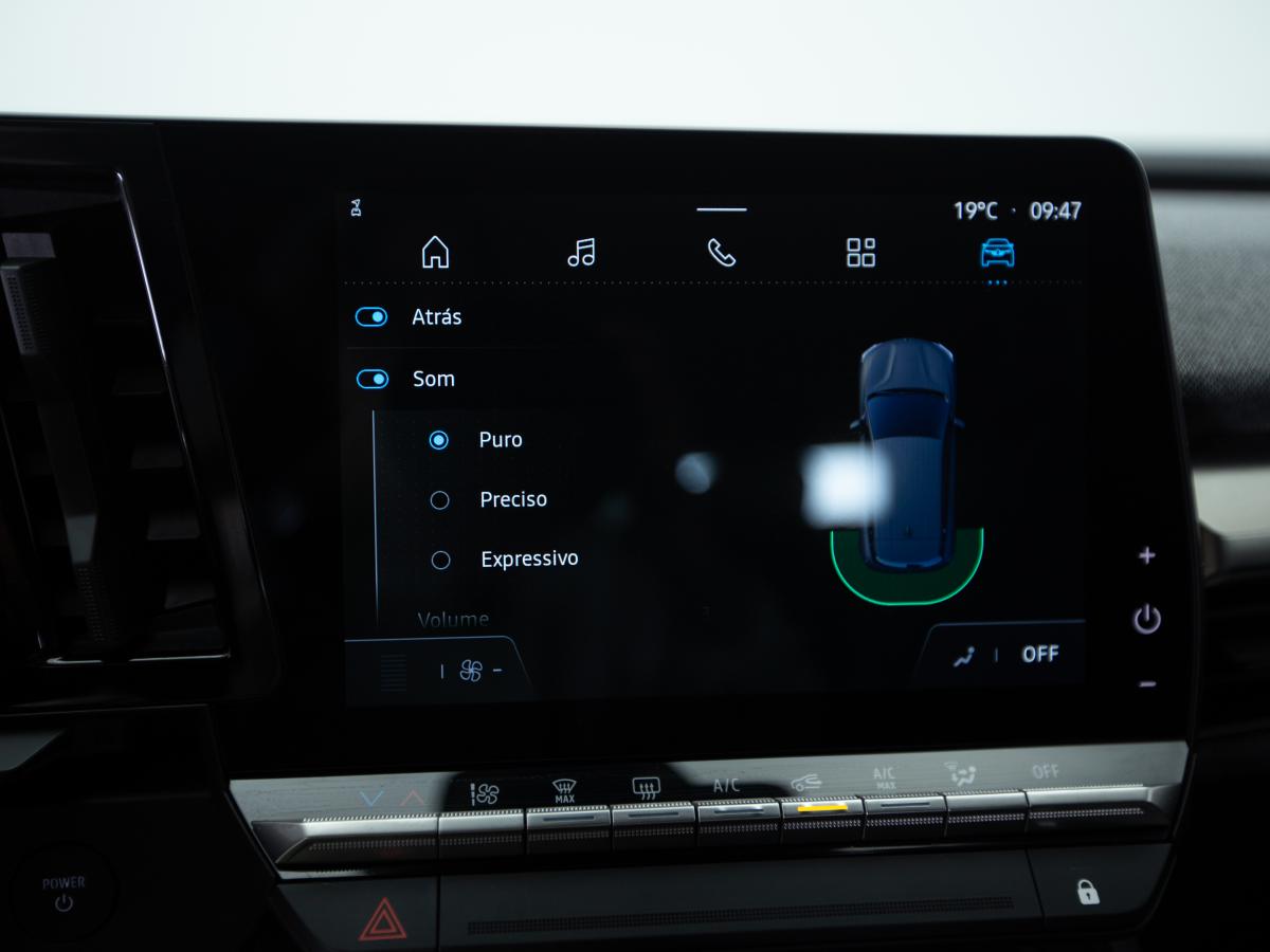 renault-megane-e-tech-2023-eletrico-0cc