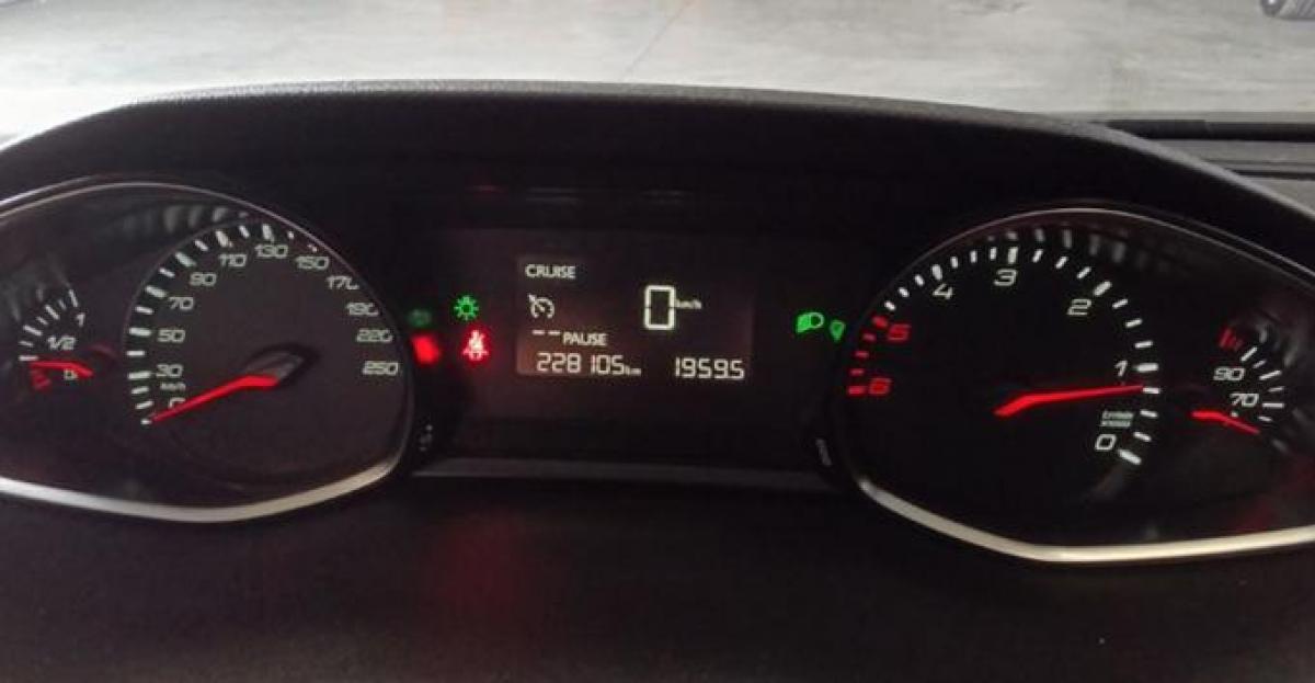 peugeot-308-sw-2016-diesel-1560cc