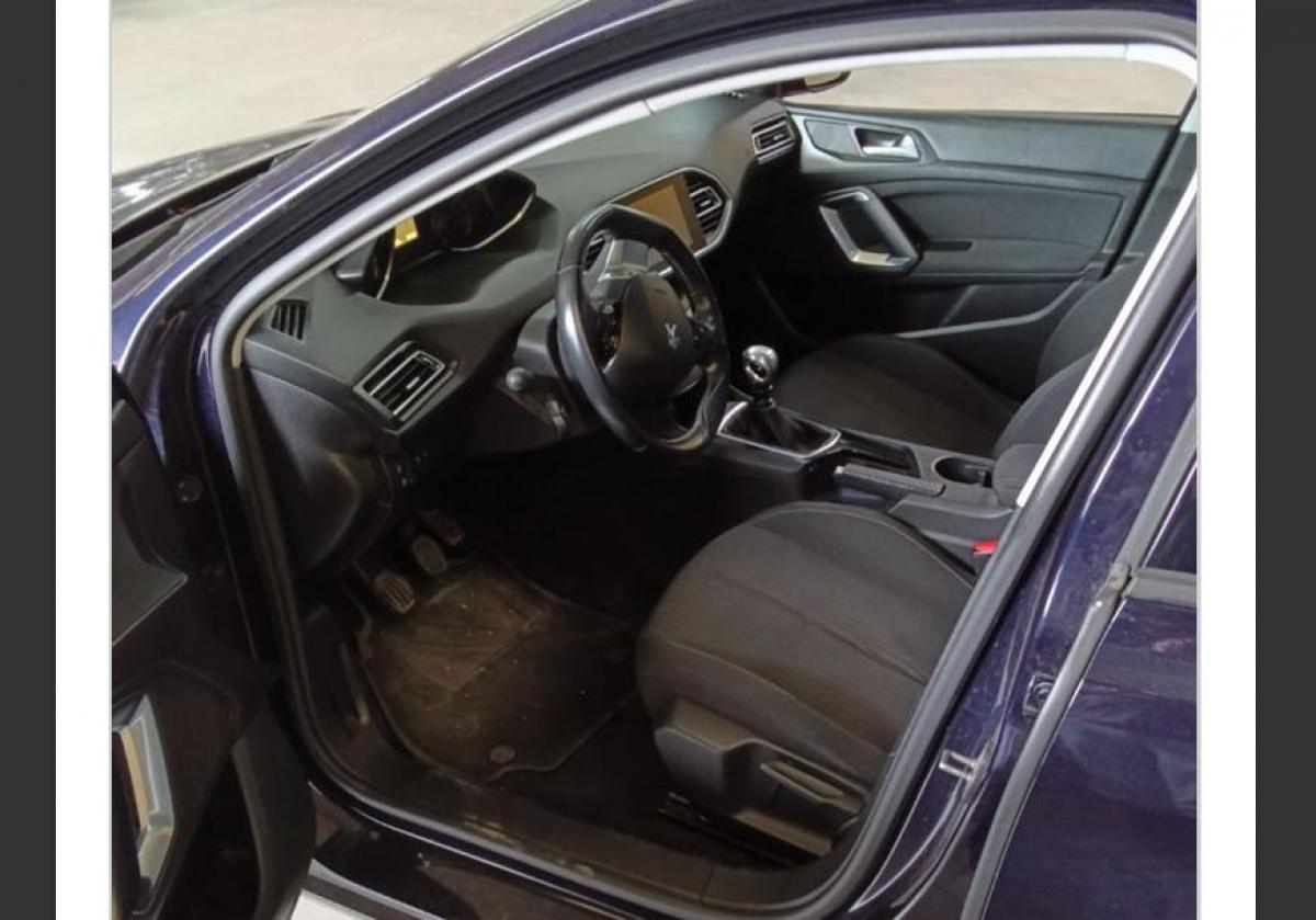 peugeot-308-sw-2016-diesel-1560cc