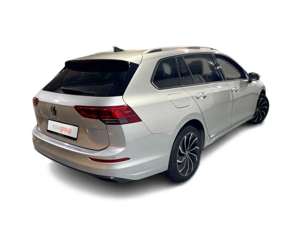 volkswagen-golf-variant-2023-diesel-1968cc