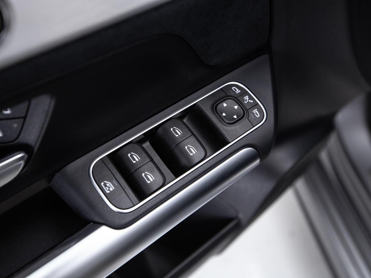 mercedes-benz-classe-b-2023-hibrido-a-gasolina-1332cc