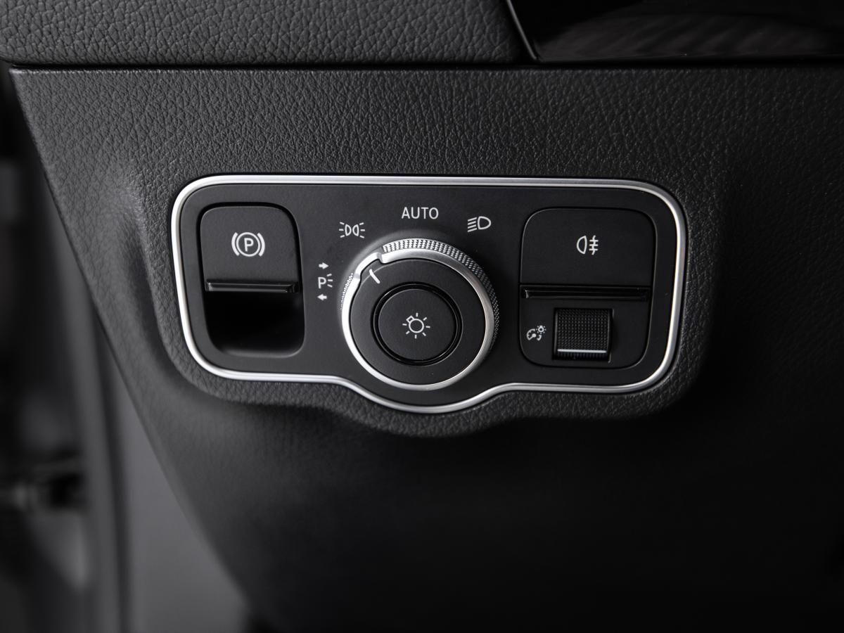mercedes-benz-classe-b-2023-hibrido-a-gasolina-1332cc