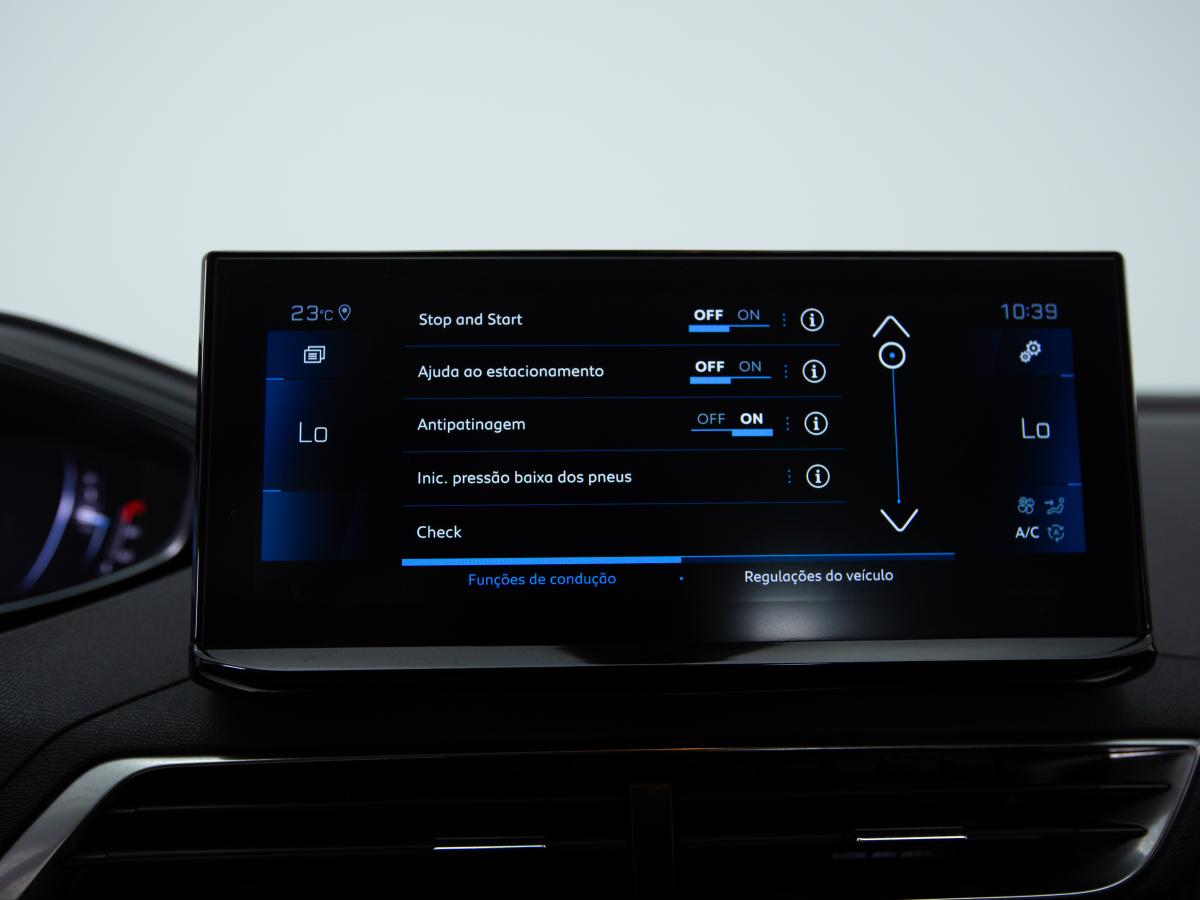 peugeot-3008-2022-diesel-1499cc