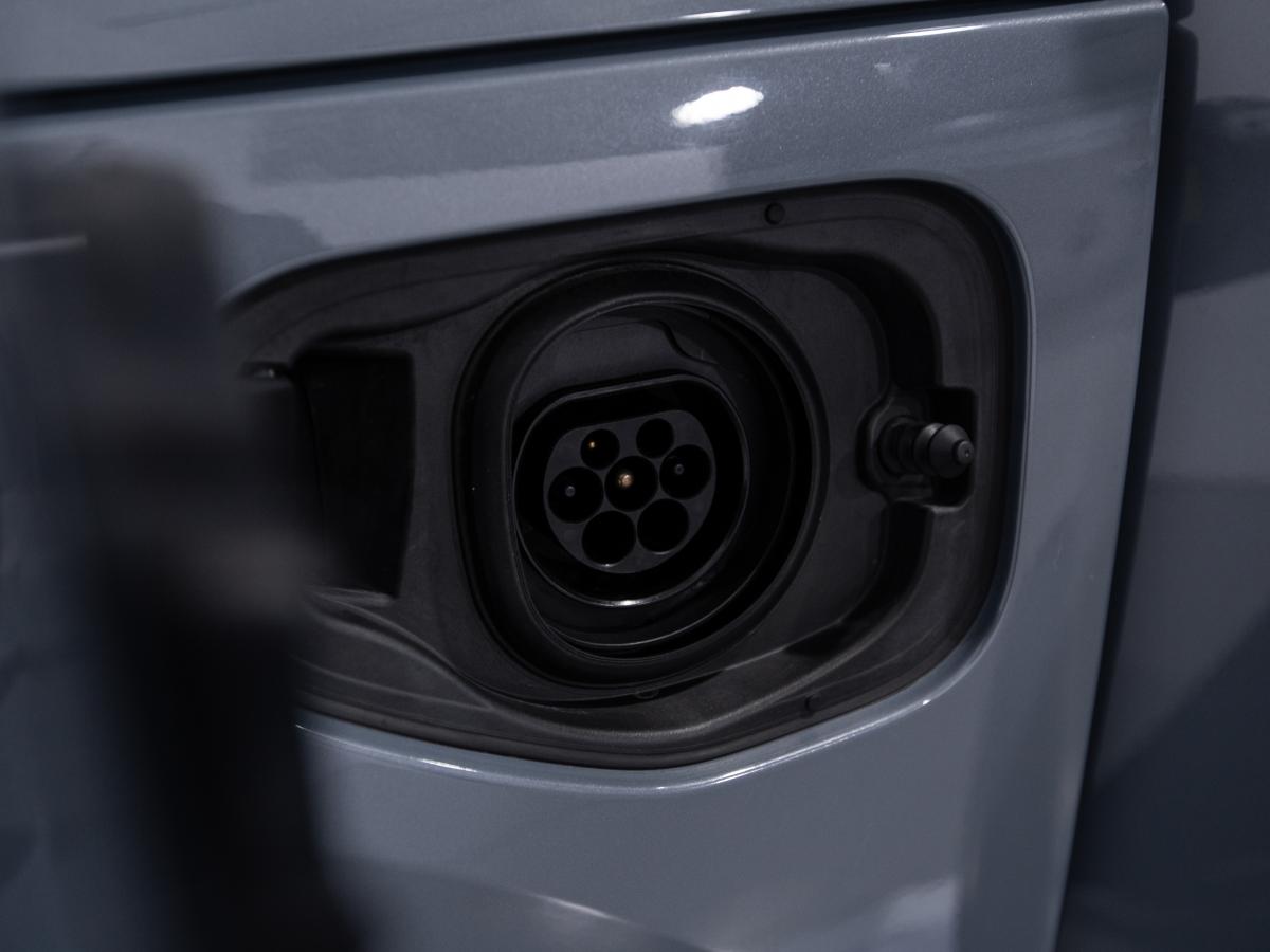 volvo-xc40-2022-hibrido-a-gasolina-1477cc