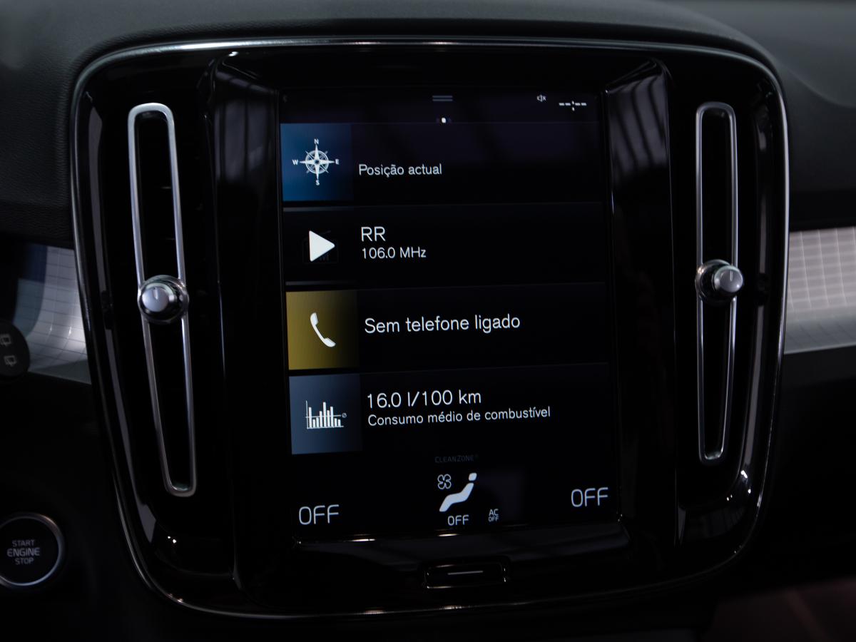 volvo-xc40-2022-hibrido-a-gasolina-1477cc