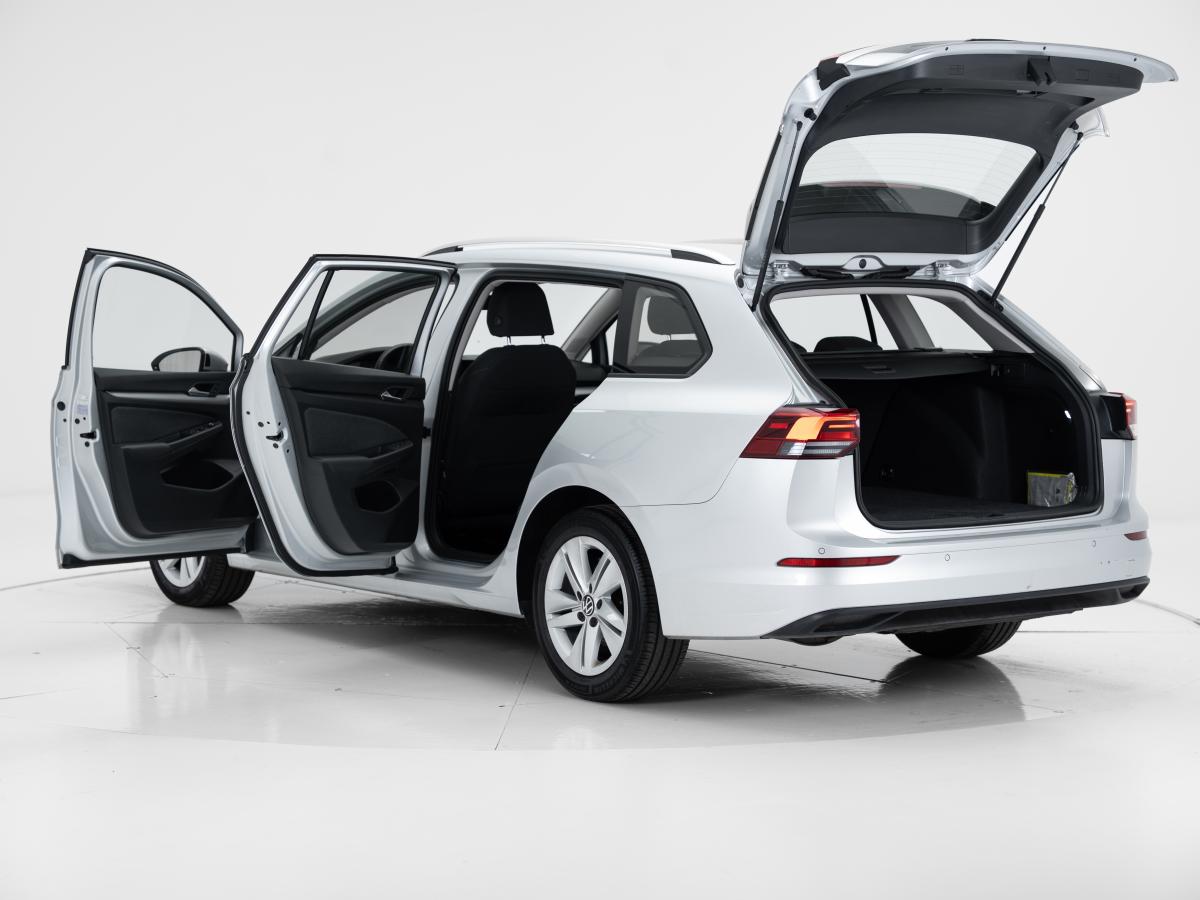 volkswagen-golf-variant-2024-diesel-1968cc