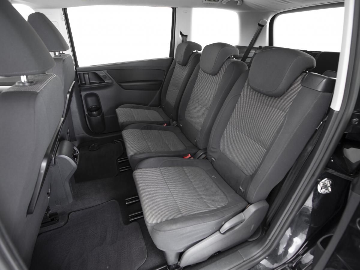 volkswagen-sharan-2011-diesel-1968cc