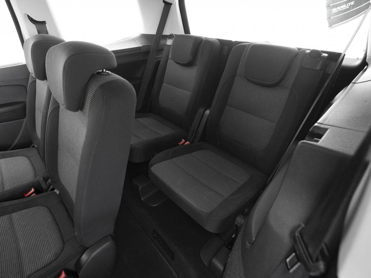 volkswagen-sharan-2011-diesel-1968cc