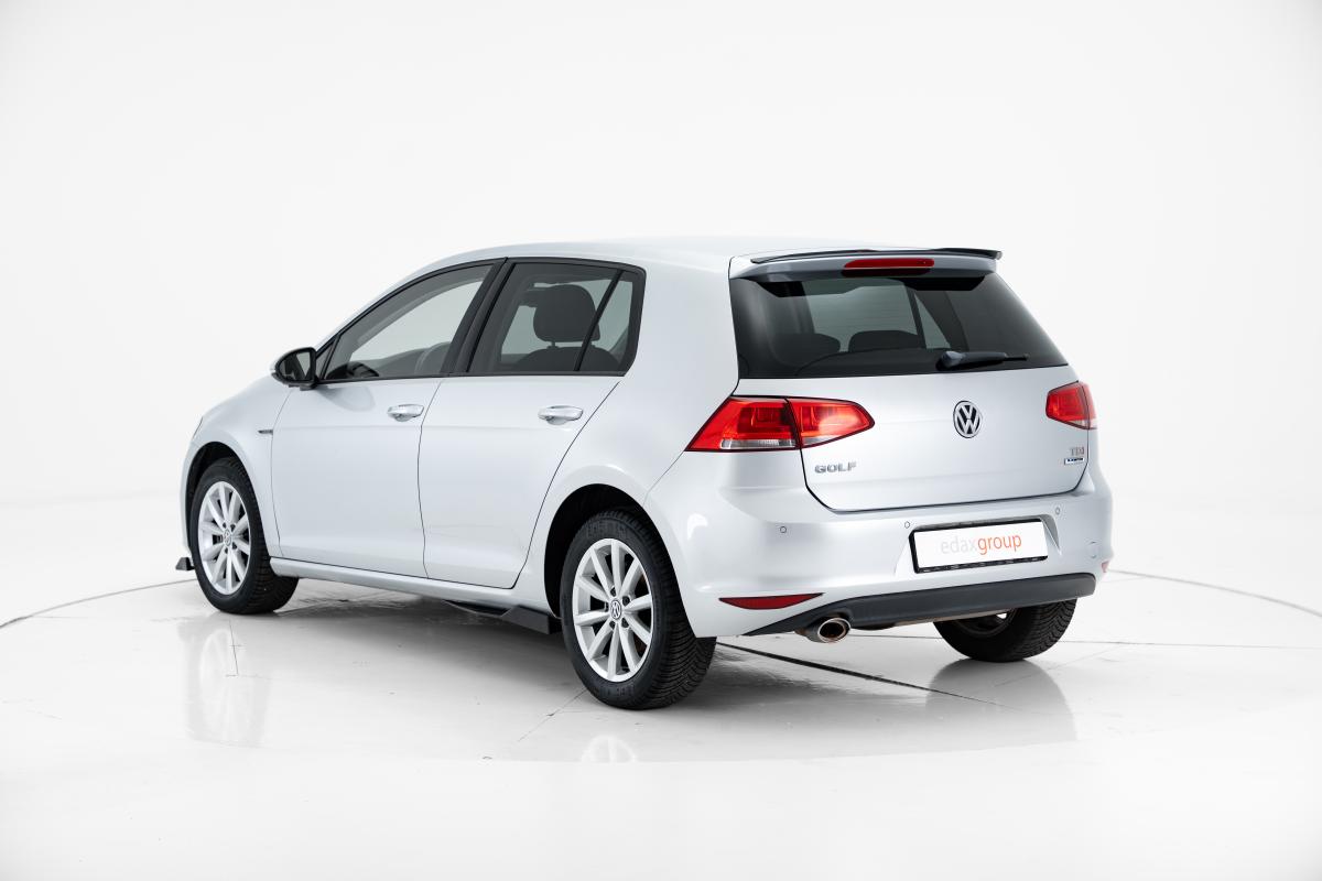 volkswagen-golf-2016-diesel-1598cc