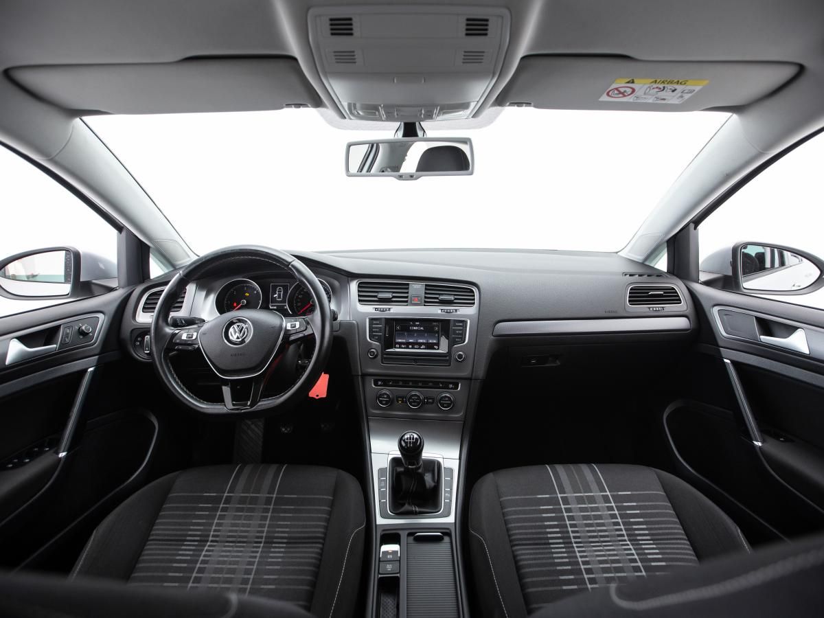 volkswagen-golf-2016-diesel-1598cc