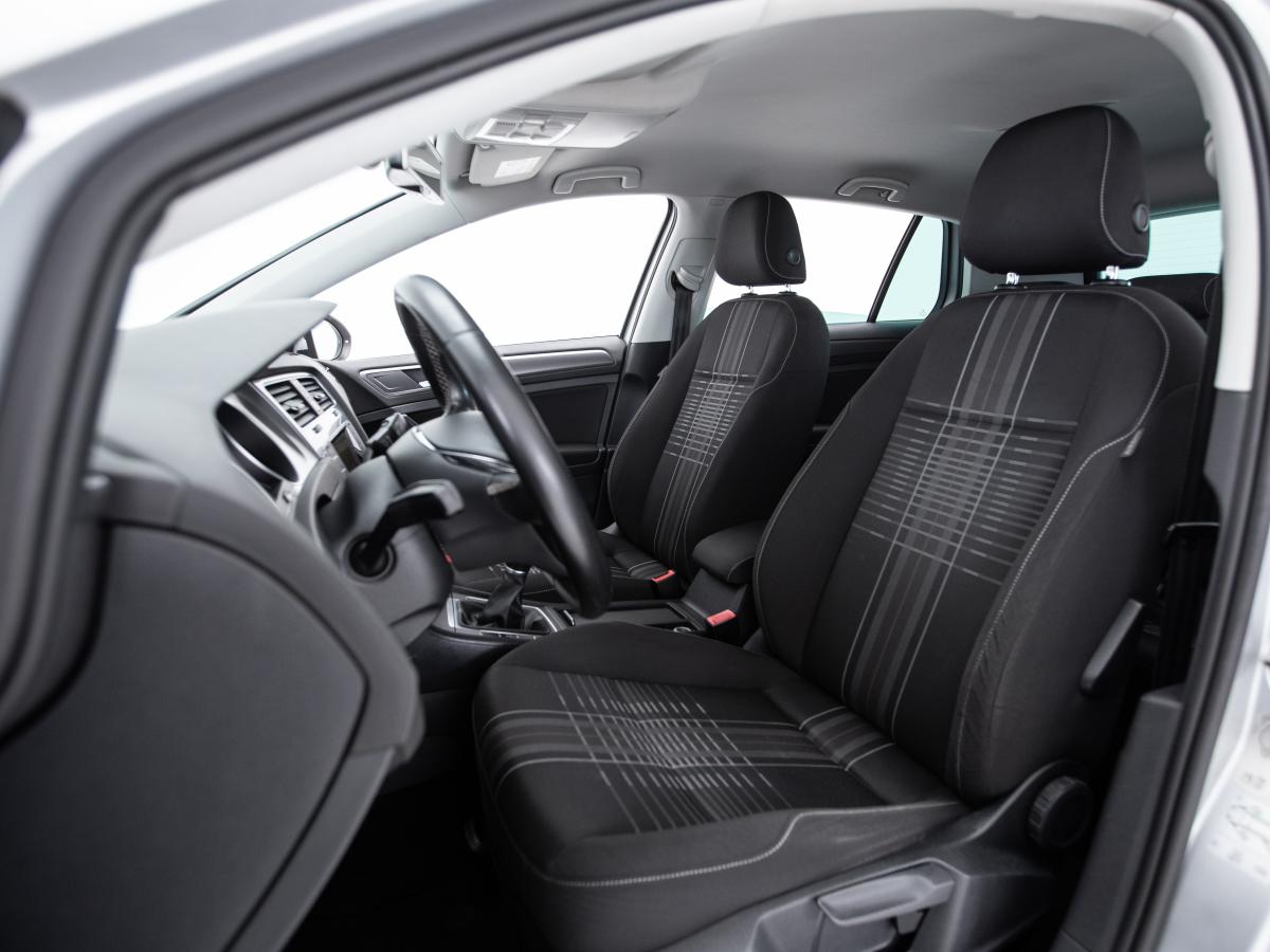 volkswagen-golf-2016-diesel-1598cc