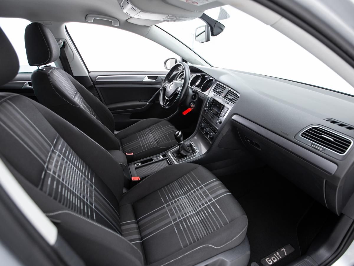volkswagen-golf-2016-diesel-1598cc