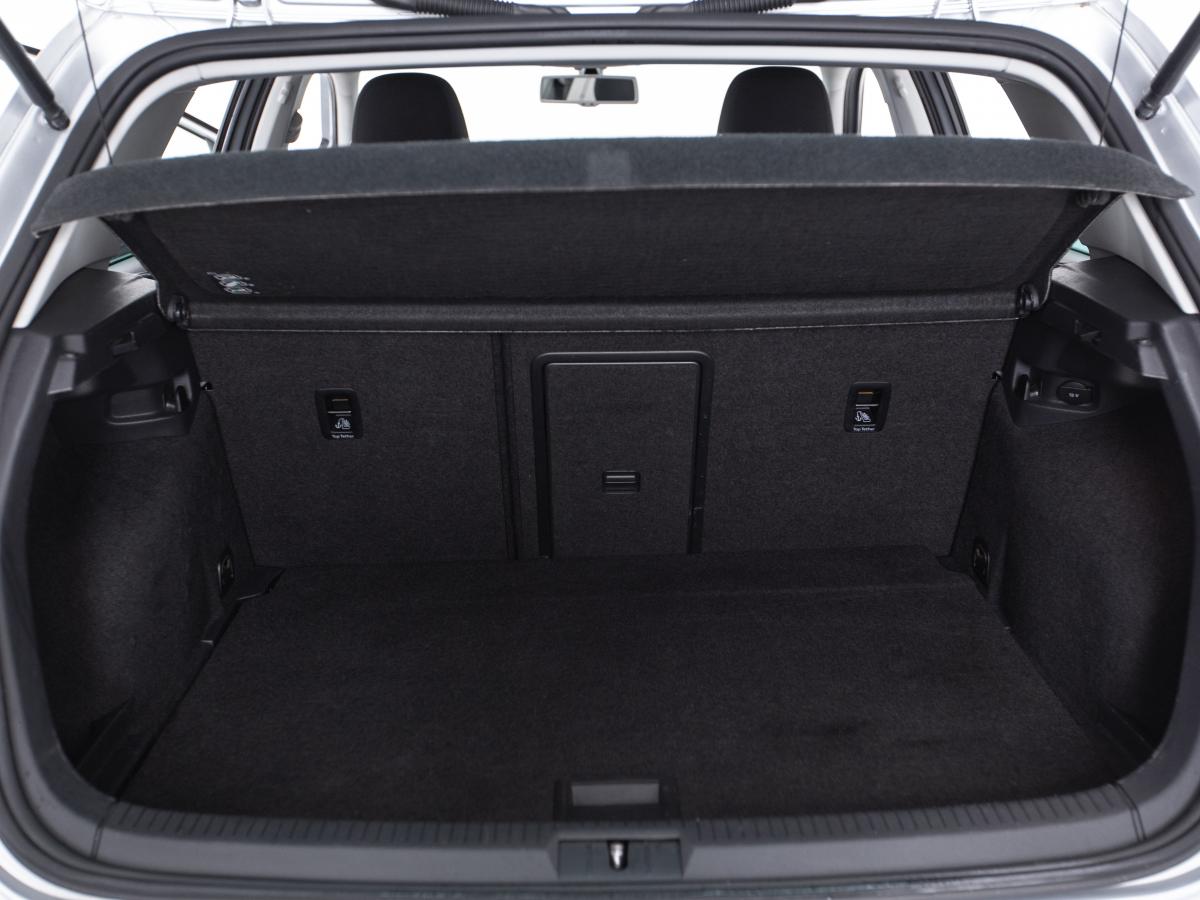 volkswagen-golf-2016-diesel-1598cc