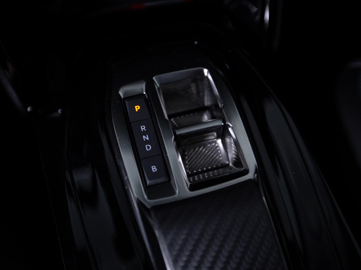 peugeot-e-2008-2022-eletrico-0cc