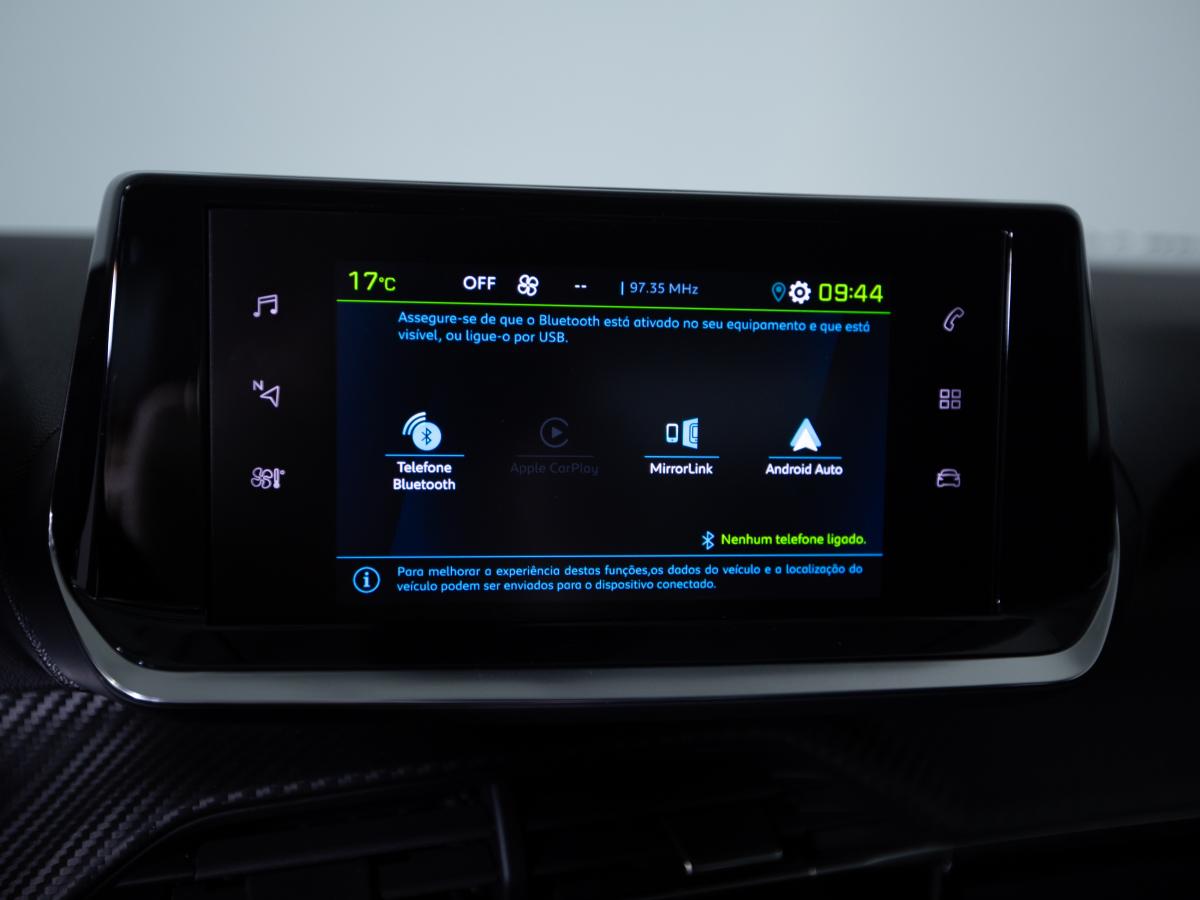 peugeot-e-2008-2022-eletrico-0cc