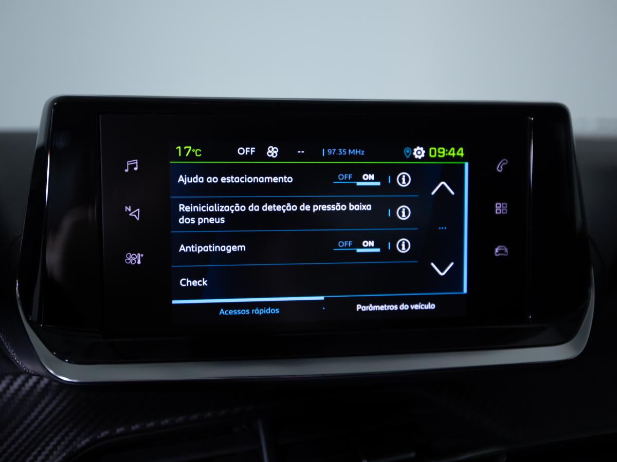 peugeot-e-2008-2022-eletrico-0cc