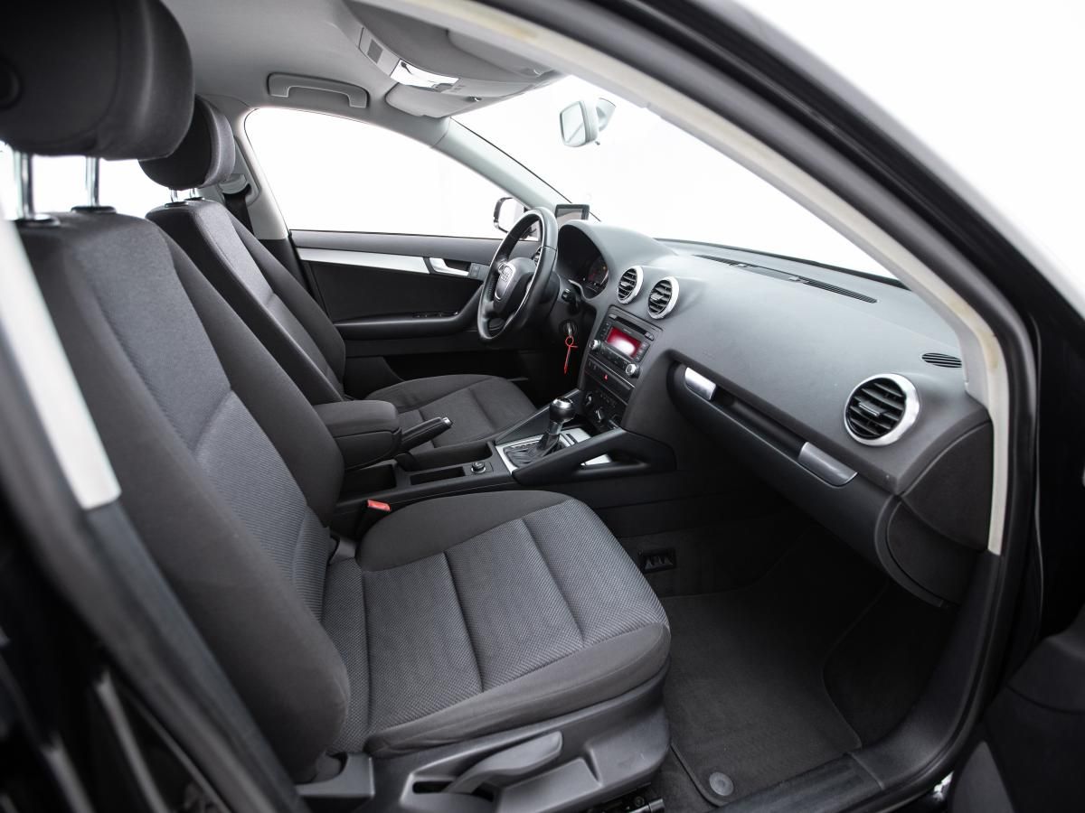 audi-a3-sportback-2012-diesel-1598cc