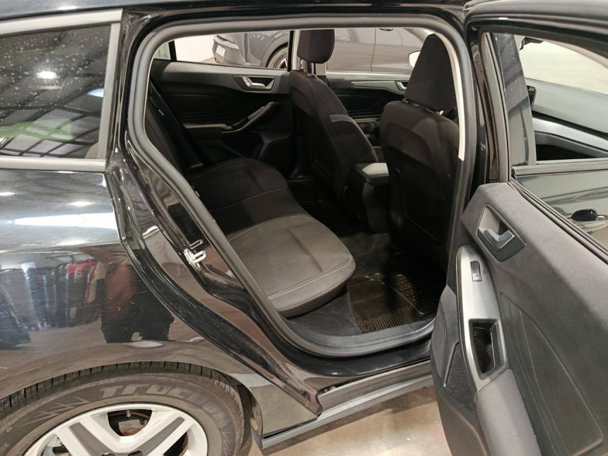 ford-focus-sw-2023-gasolina-998cc