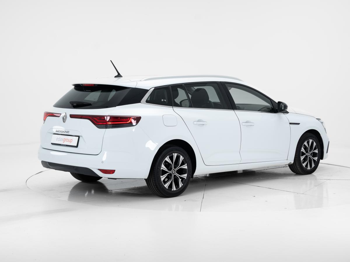 renault-megane-sport-tourer-2022-diesel-1461cc