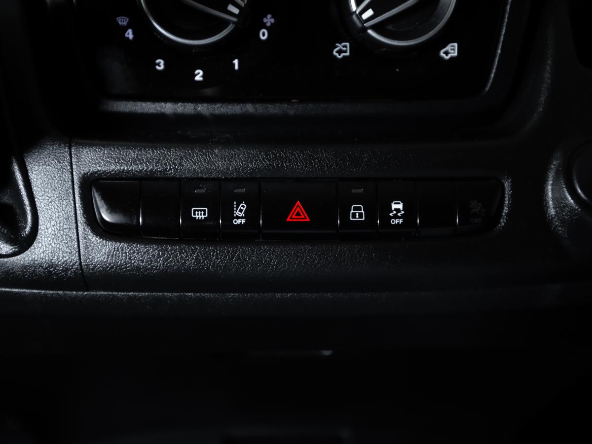 citroen-jumper-2024-diesel-2184cc