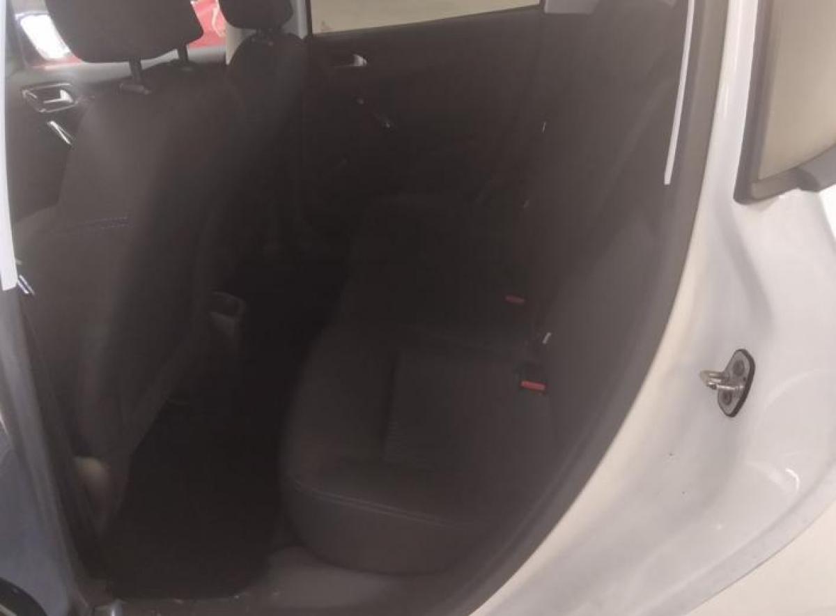 peugeot-208-2019-gasolina-1199cc