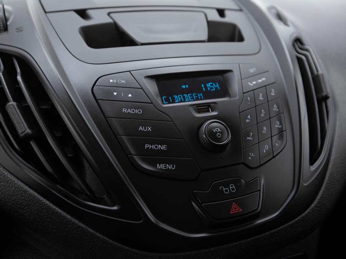 ford-transit-courier-2019-diesel-1499cc