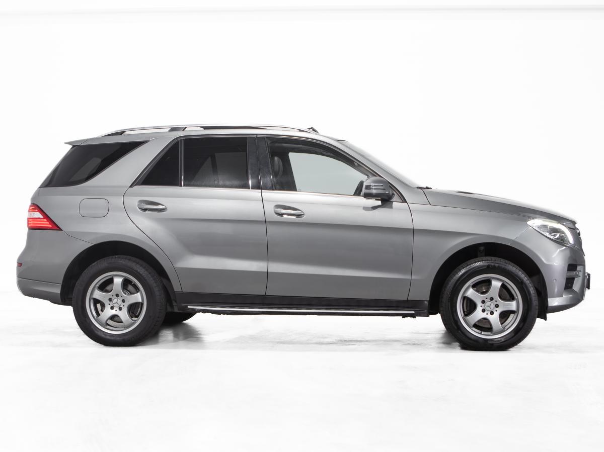 mercedes-benz-350-2015-diesel-2987cc