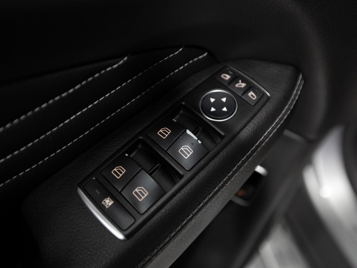 mercedes-benz-350-2015-diesel-2987cc