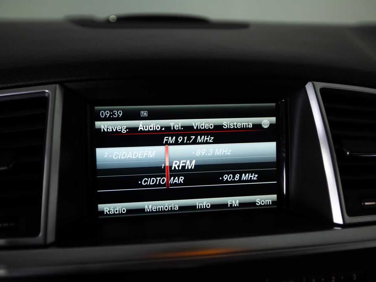 mercedes-benz-350-2015-diesel-2987cc
