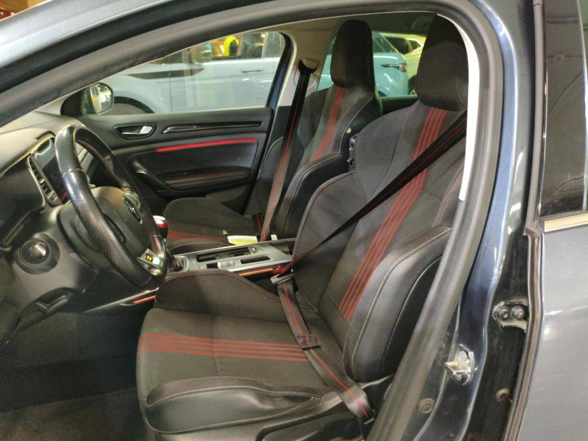 renault-megane-sport-tourer-2022-diesel-1461cc
