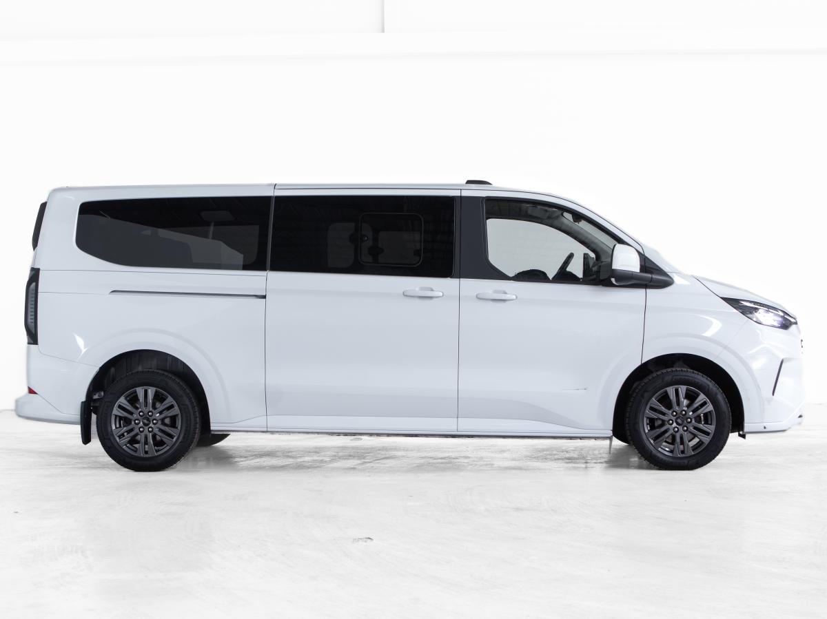 ford-tourneo-custom-2024-diesel-1996cc