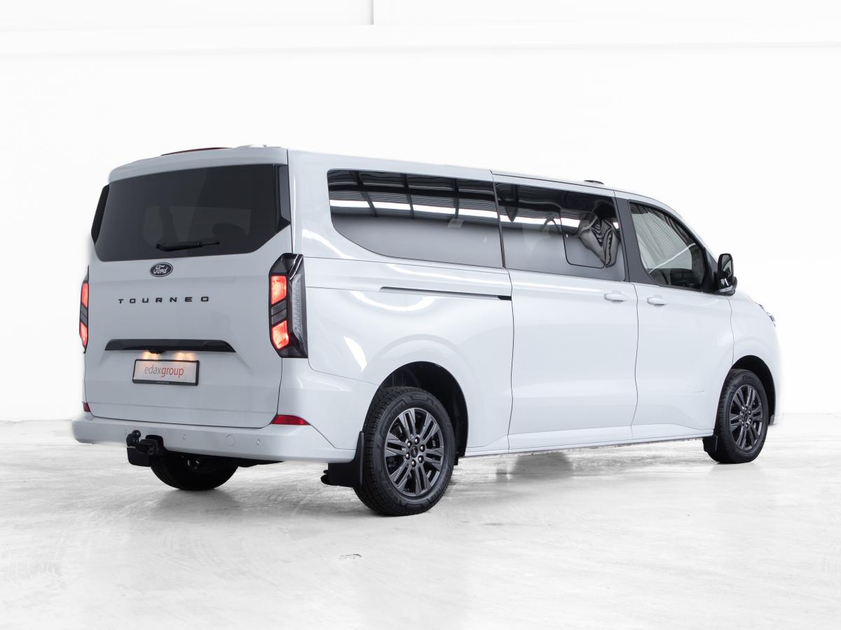 ford-tourneo-custom-2024-diesel-1996cc