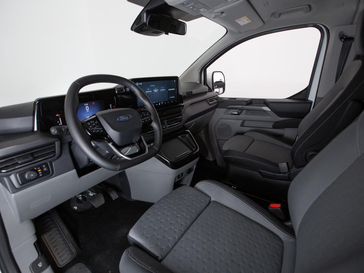 ford-tourneo-custom-2024-diesel-1996cc