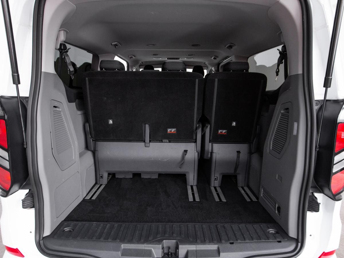 ford-tourneo-custom-2024-diesel-1996cc