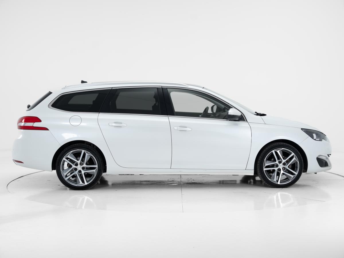 peugeot-308-sw-2014-gasolina-1199cc