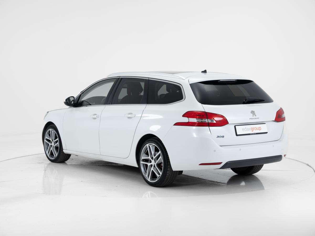 peugeot-308-sw-2014-gasolina-1199cc