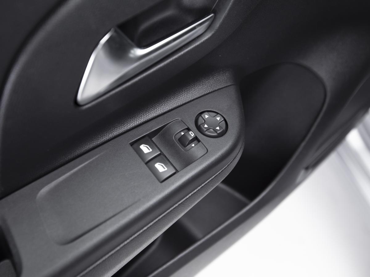 opel-corsa-2020-diesel-1499cc