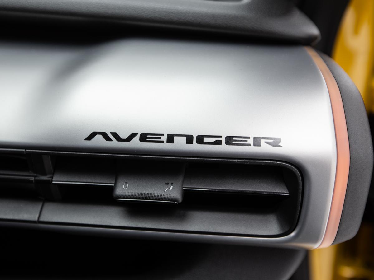 jeep-avenger-2024-eletrico-0cc
