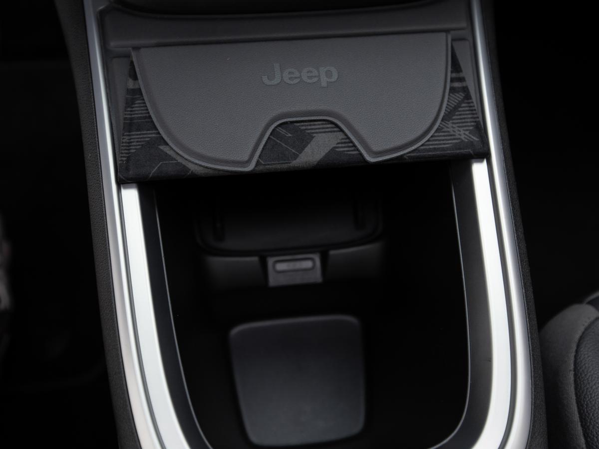 jeep-avenger-2024-eletrico-0cc