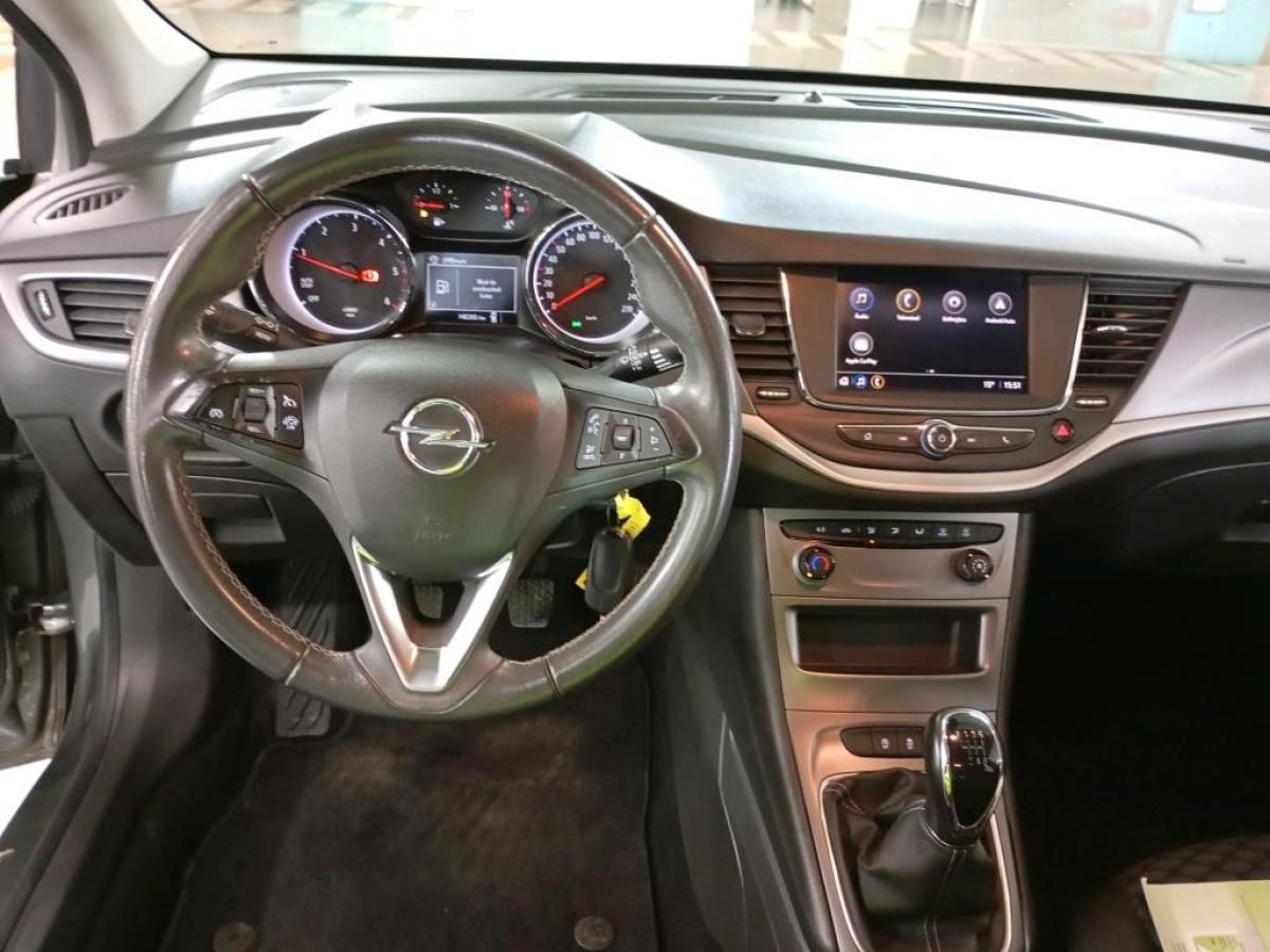 opel-astra-2021-diesel-1496cc