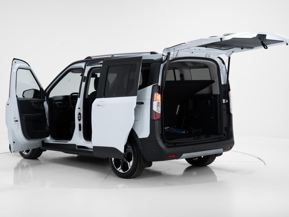 ford-tourneo-courier-2025-eletrico-0cc
