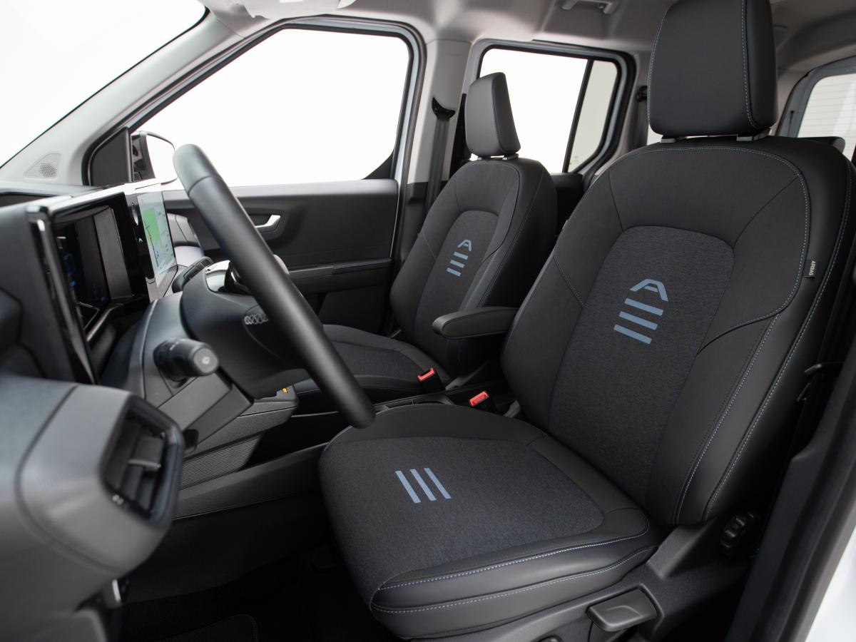 ford-tourneo-courier-2025-eletrico-0cc